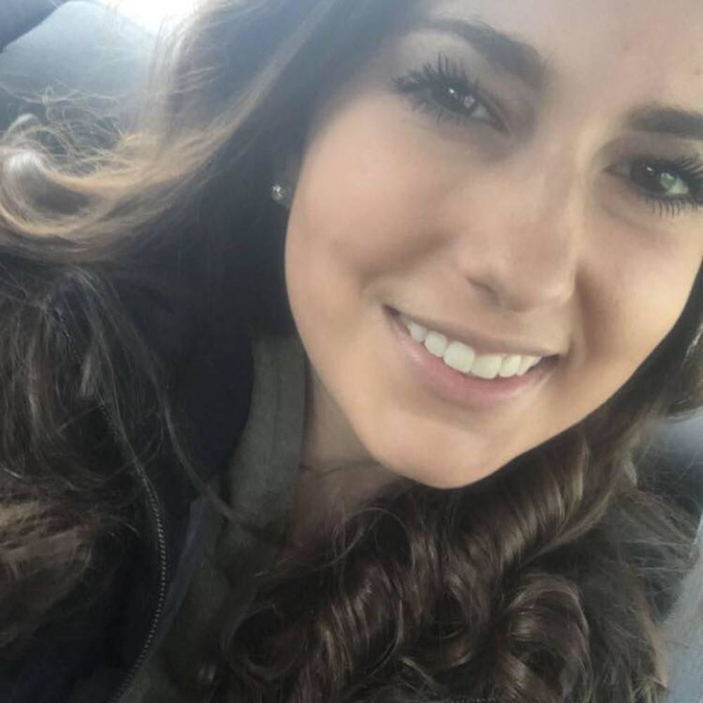 Meet your Posher, Alexandra